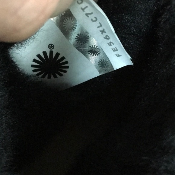 UGG Women's Classic Mini II 1016222 - Picture 8 of 8